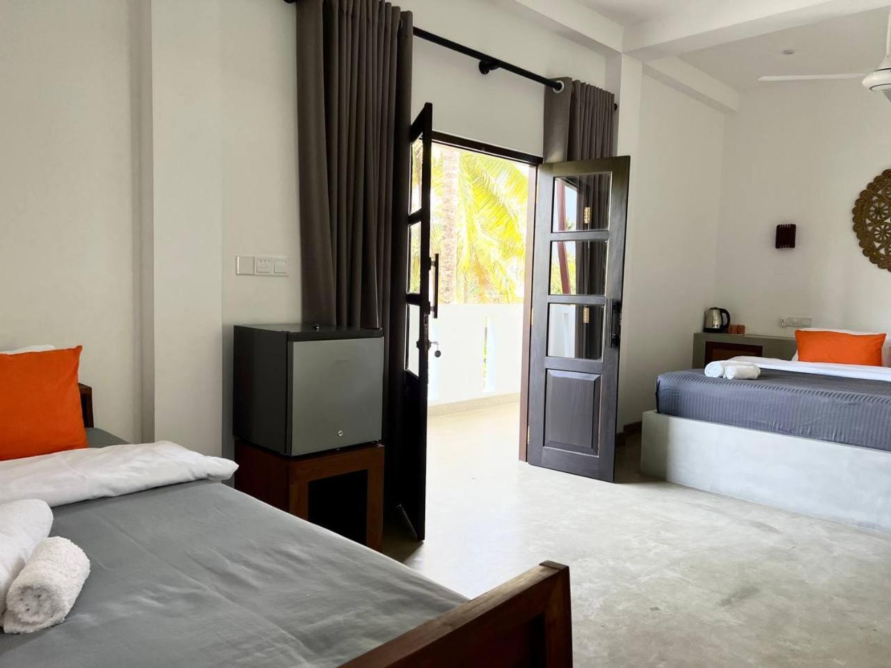 Lum Residence อาฮานกามา ภายนอก รูปภาพ